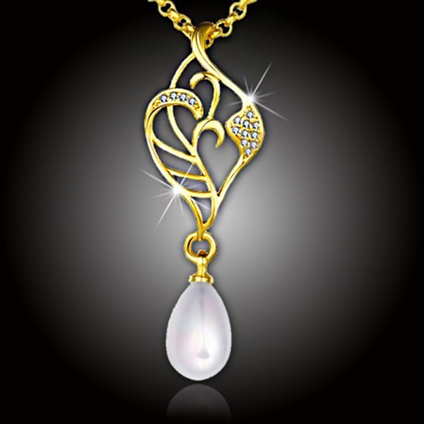 Pozlacený perlový náhrdelník Elfie White Pearl