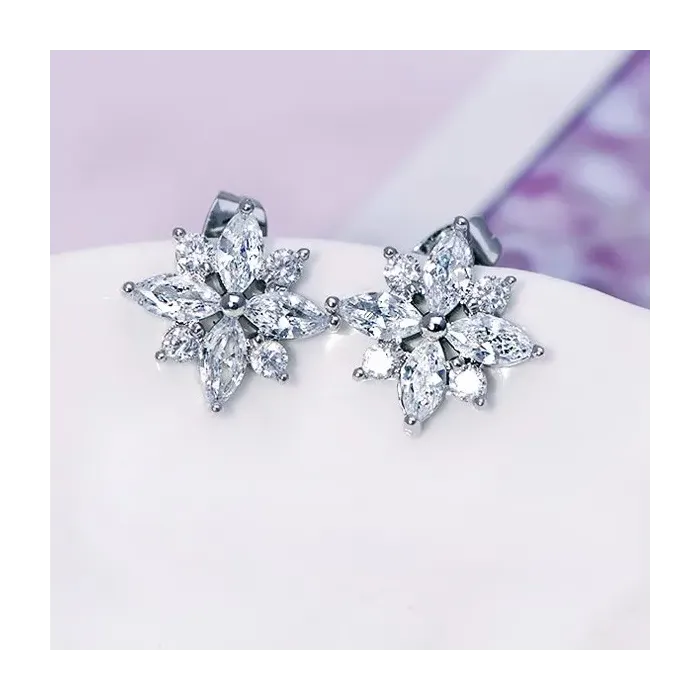 Náušnice La Diamantina Diamond Flower