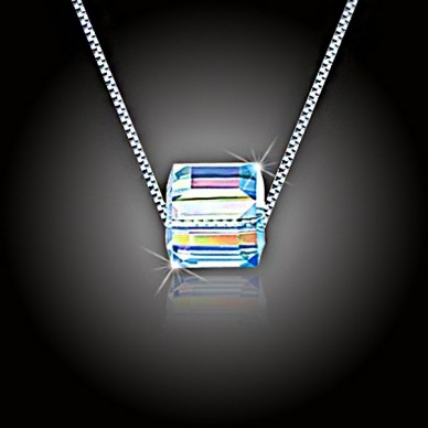 Stříbrný náhrdelník Swarovski® Ice Cube AB