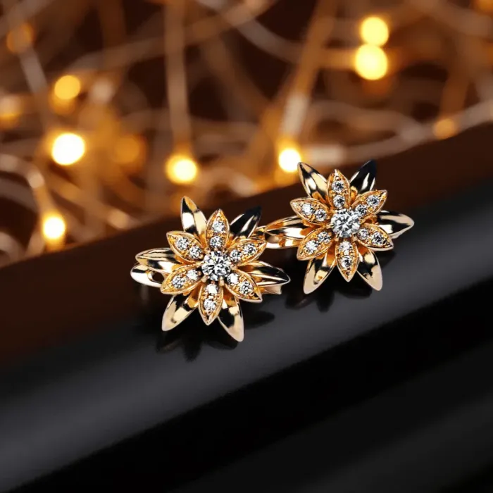 Květinové náušnice La Diamantina Lilianna Gold se zirkony, zlatavý lesk a jiskřivé kamínky