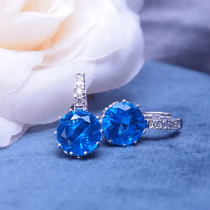 Náušnice Brillance Comtessa Lake Blue s krystaly Swarovski®