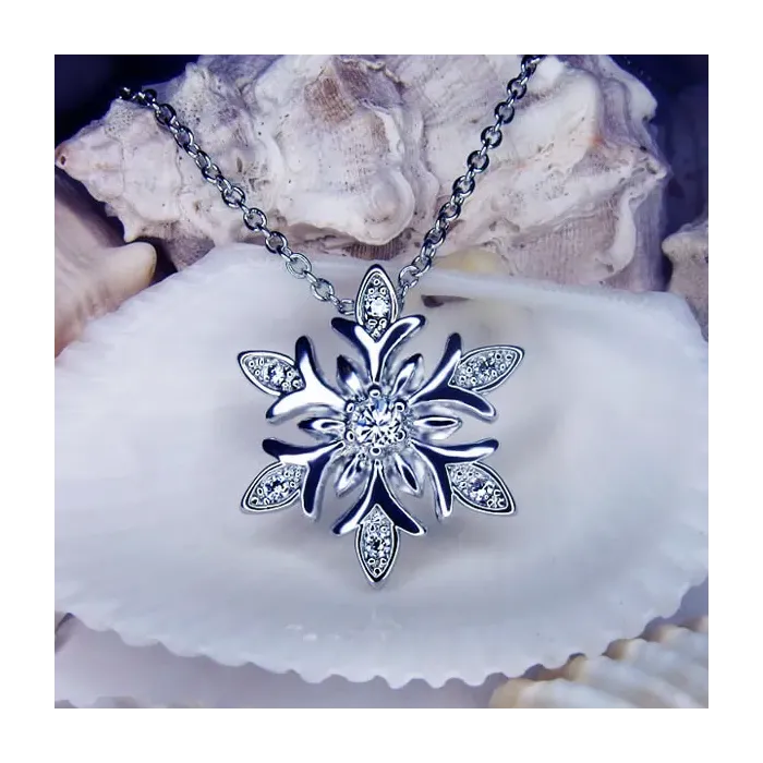 Náhrdelník Crystal Snowflake