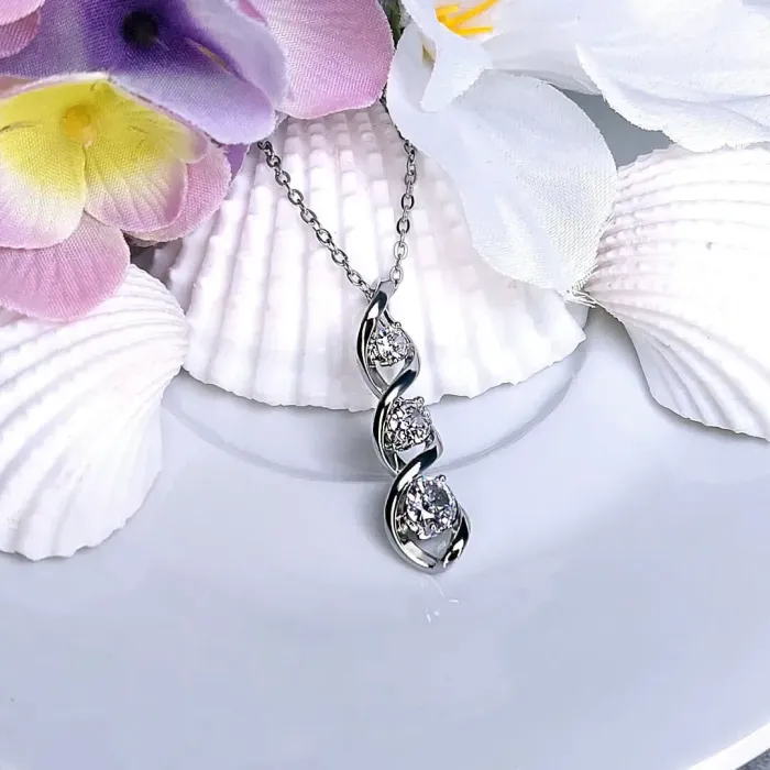 Náhrdelník Trinity s krystaly Swarovski®