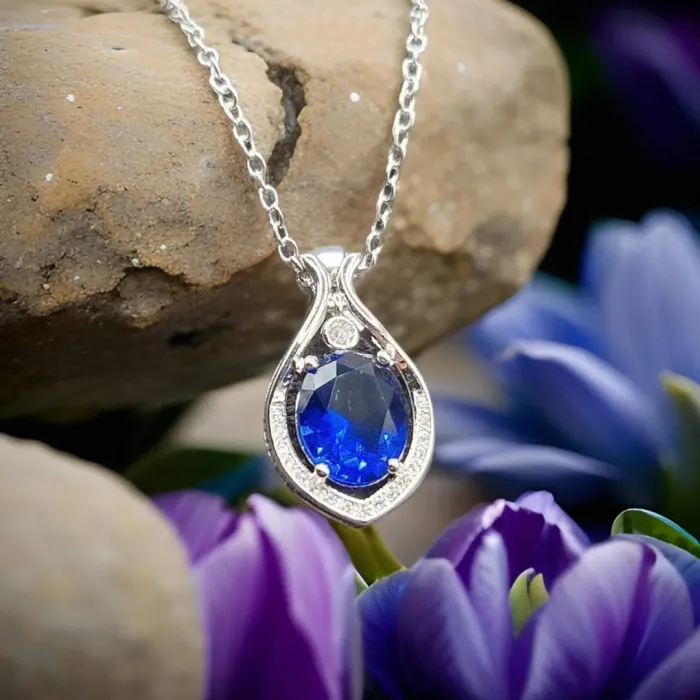 Exotický náhrdelník Nemesis s kubickými zirkony