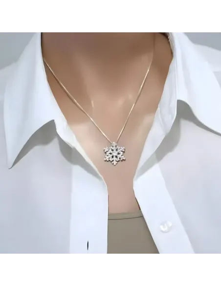 Náhrdelník Charming Crystal Snowflake se zirkony