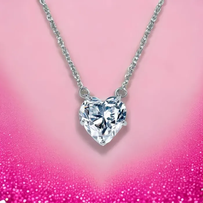 Třpytivý náhrdelník Loving Heart