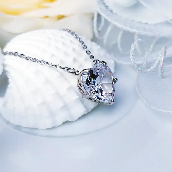 Třpytivý náhrdelník Loving Heart