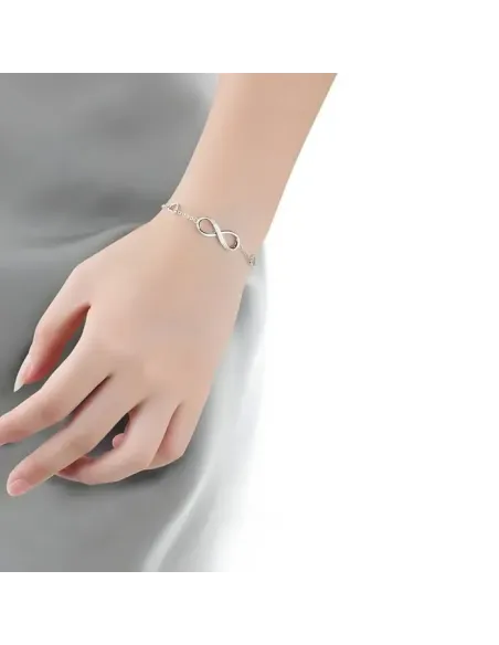 Stříbrný náramek Infinity Love s kubickými zirkony