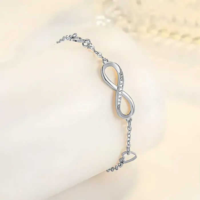 Stříbrný náramek Infinity Love s kubickými zirkony