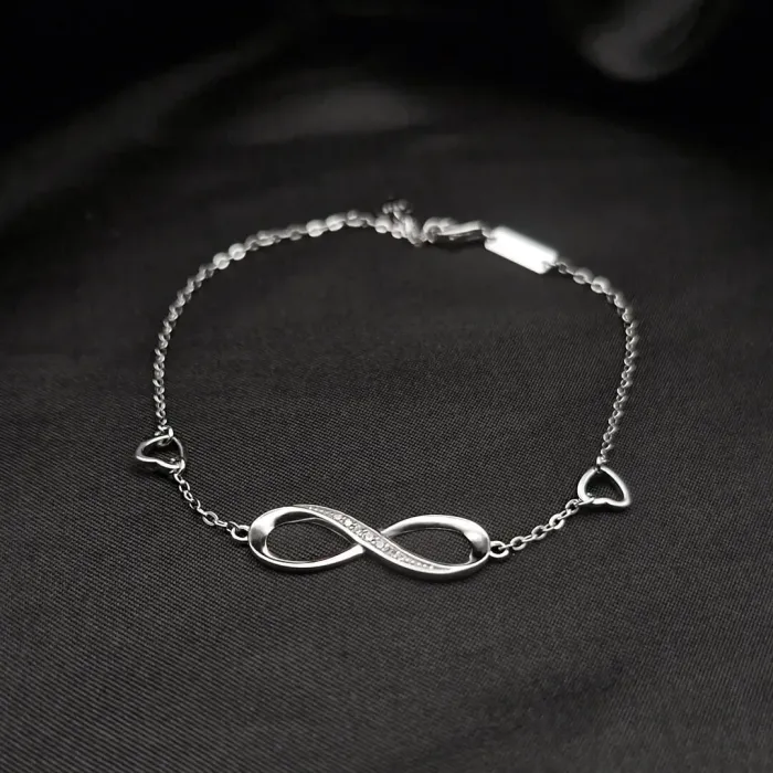 Stříbrný náramek Infinity Love s kubickými zirkony