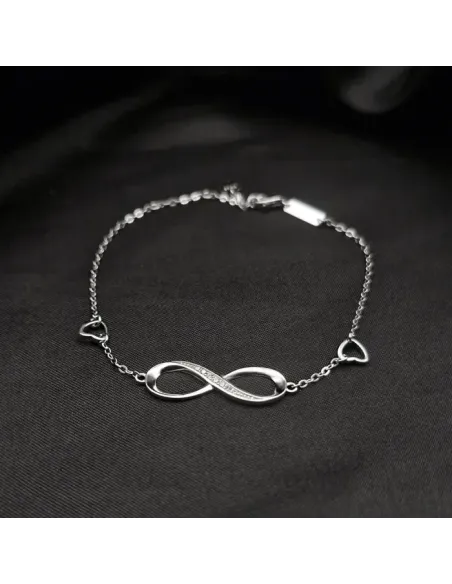 Stříbrný náramek Infinity Love s kubickými zirkony