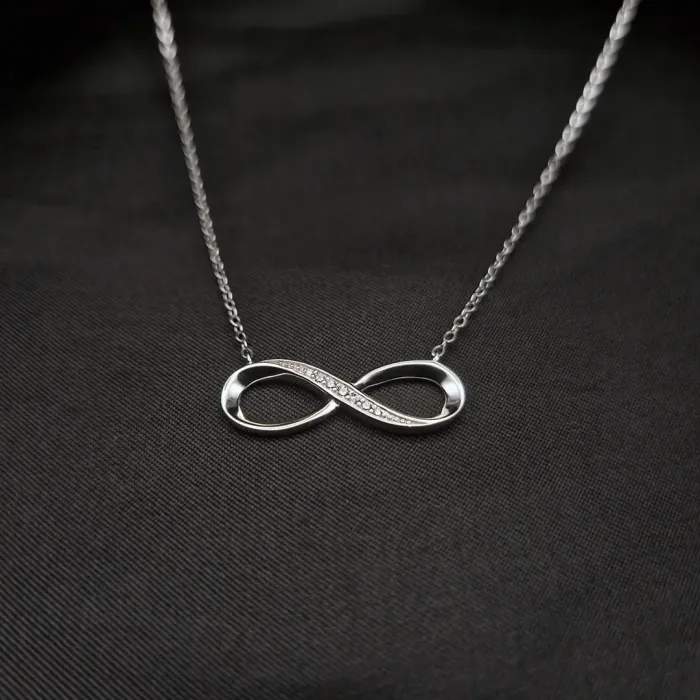 Stříbrný náhrdelník Infinity s kubickými zirkony