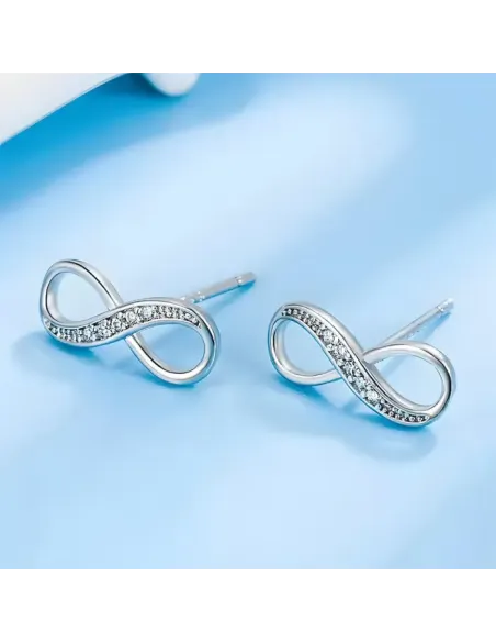 Stříbrné náušnice Infinity se zirkony