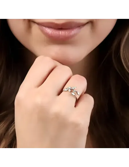 Stříbrný prsten Freya se zirkony