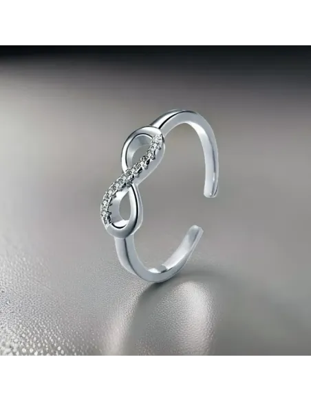 Stříbrný prsten Infinity se zirkony
