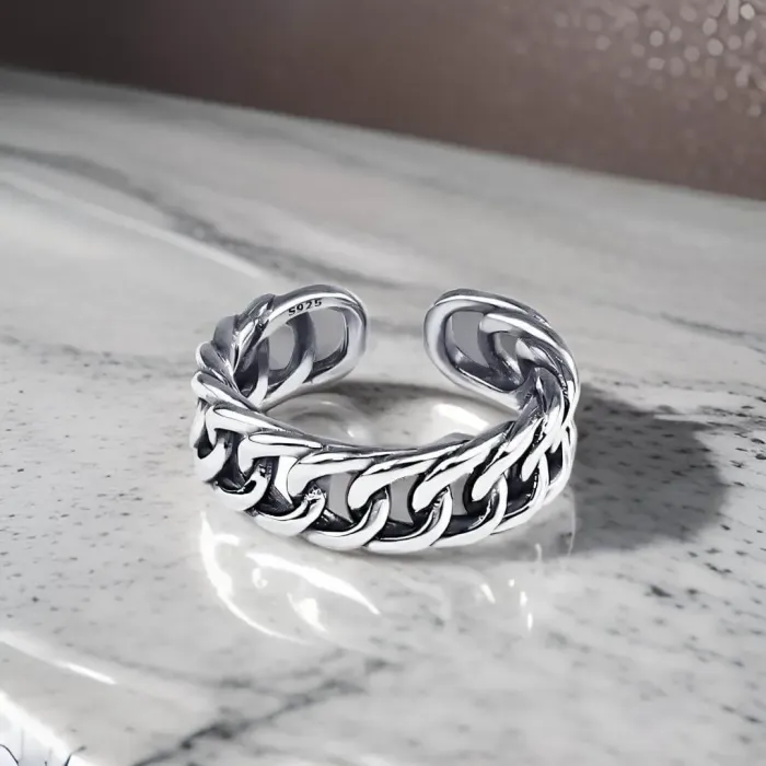 Stříbrný prsten Xena