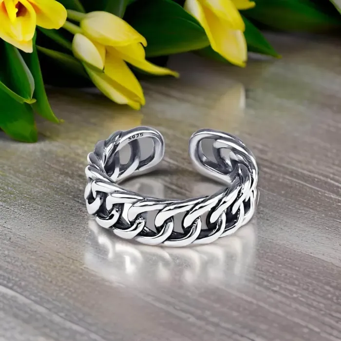 Stříbrný prsten Xena