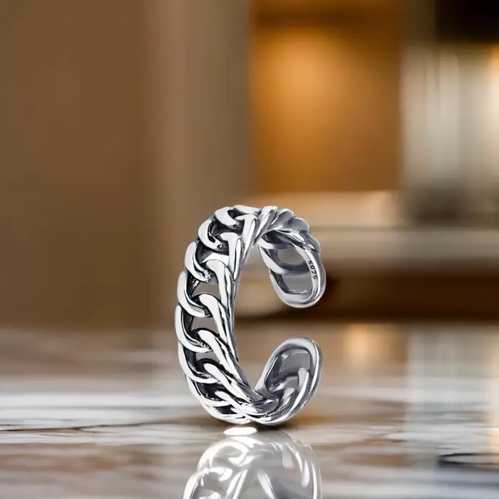 Stříbrný prsten Xena