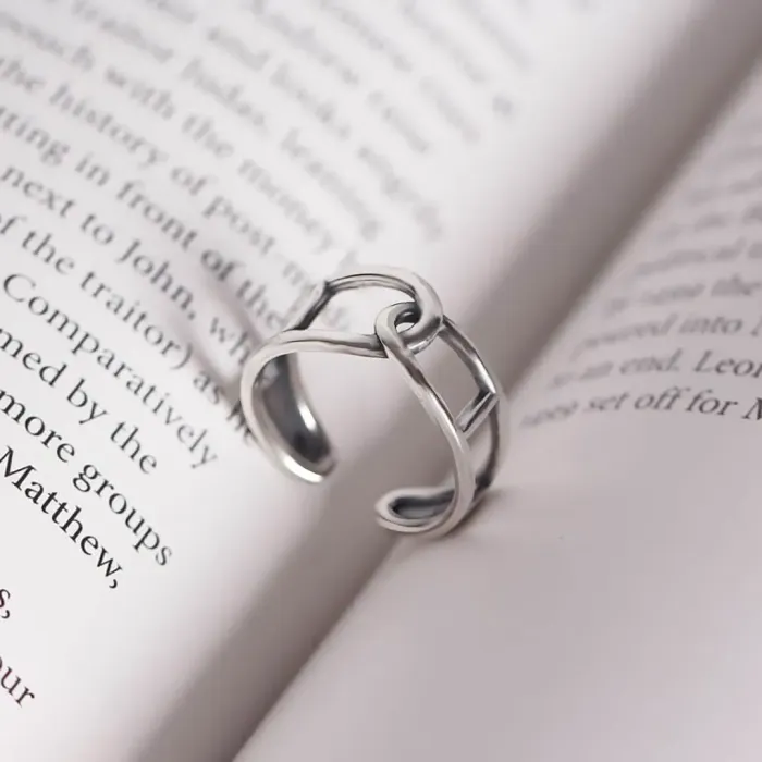 Stříbrný prsten Luna