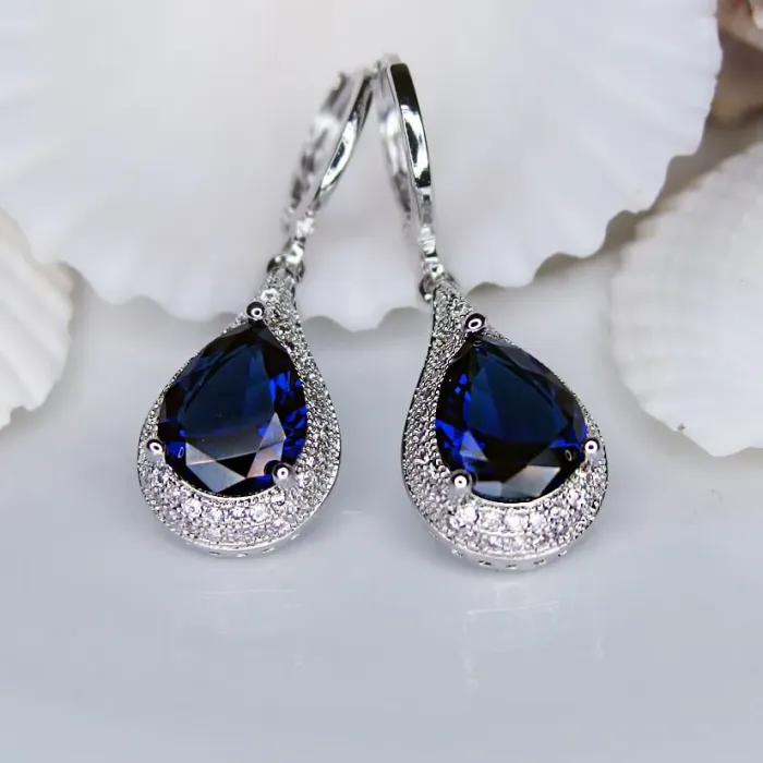 Náušnice Brillance Priscilla Royal Blue s krystaly Swarovski®