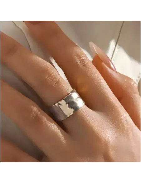 Nastavitelný prsten Jupiter z chirurgické oceli