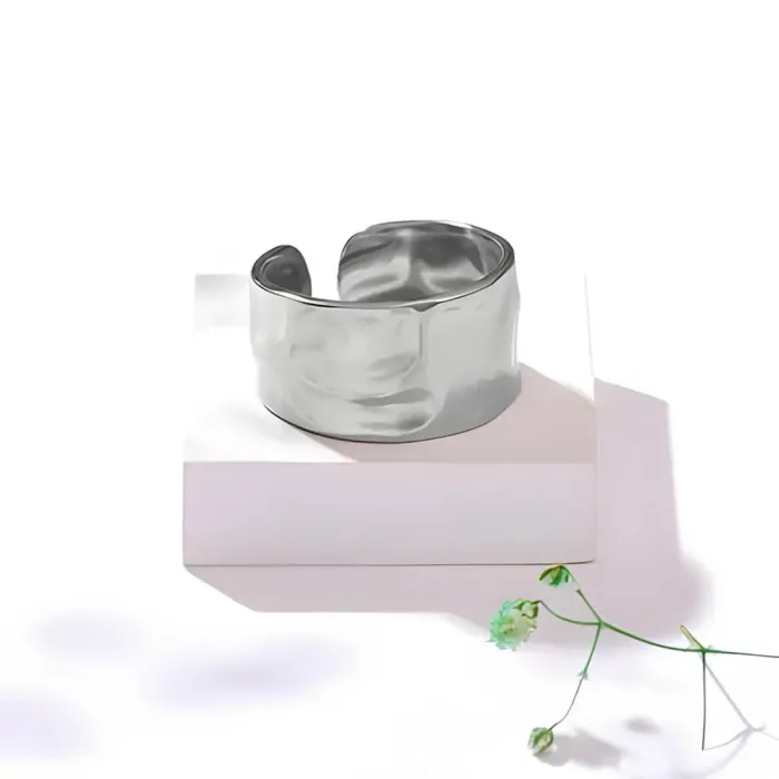 Nastavitelný prsten Jupiter z chirurgické oceli