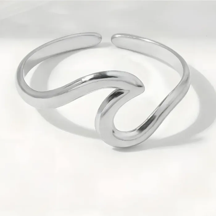 Nastavitelný prsten Adria z chirurgické oceli