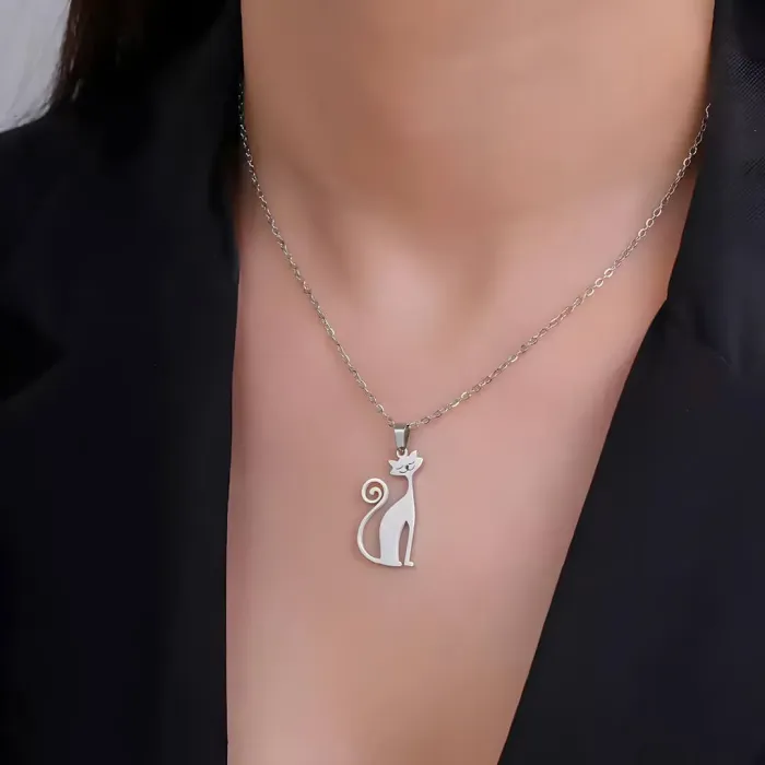 Náhrdelník Kočička z chirurgické oceli