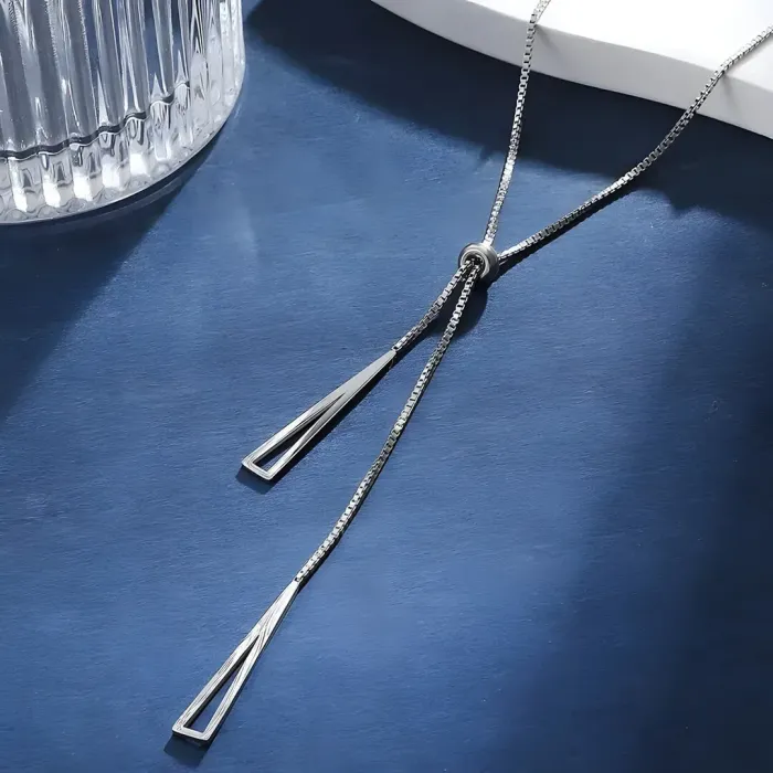 Módní nastavitelný náhrdelník Tiara z chirurgické oceli