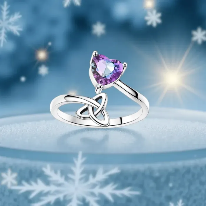 Dámský stříbrný prsten Duhové srdce Trinity