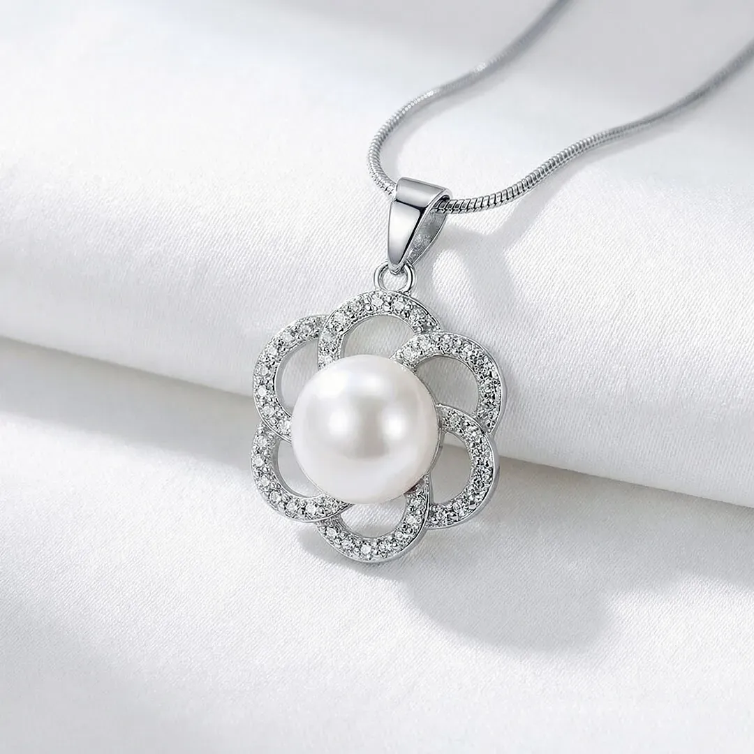 Romantický perlový náhrdelník Pearl Flower