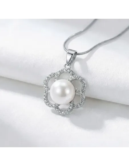 Romantický perlový náhrdelník Pearl Flower