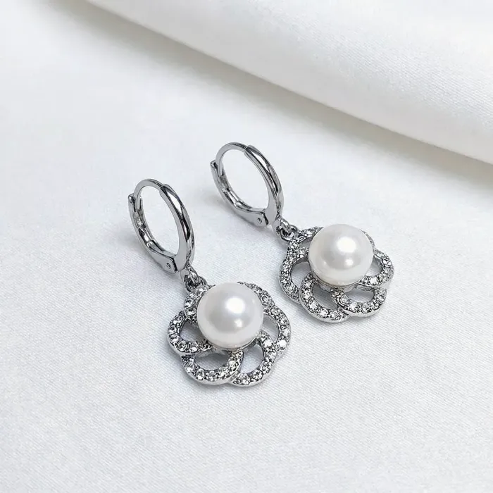 Romantické perlové náušnice Pearl Flower