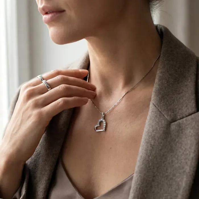 Náhrdelník Velké srdce s čirými krystaly Swarovski®