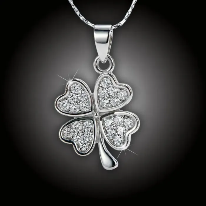 Náhrdelník Něžný čtyřlístek pro štěstí s krystaly Swarovski®