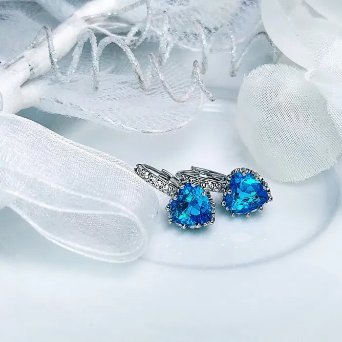 Náušnice Brillance Lovely Lake Blue s krystaly Swarovski®