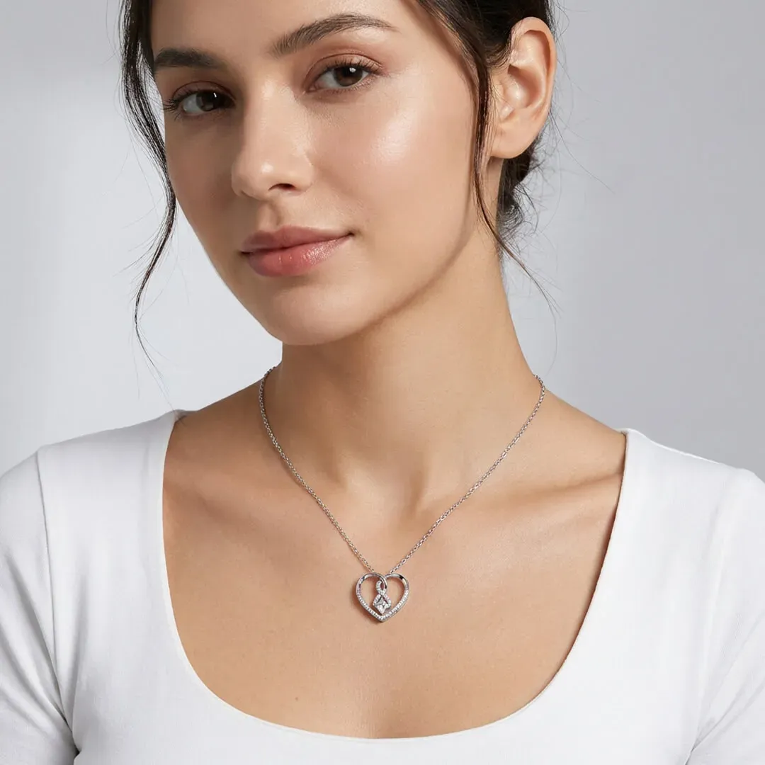 Romantický náhrdelník Forever Love se zirkony 2